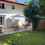 Les De Apartment